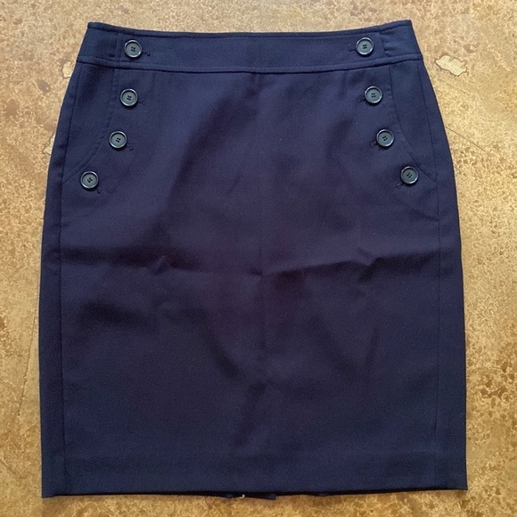 ANN‎ Taylor Loft Navy nautical button front pencil skirt - Picture 1 of 6